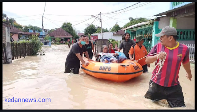 Foto: Banjir Kota Tebing Tinggi 2020 (Sabtu,28/11/2020) (kedannews.com/Aguswan Sinaga)