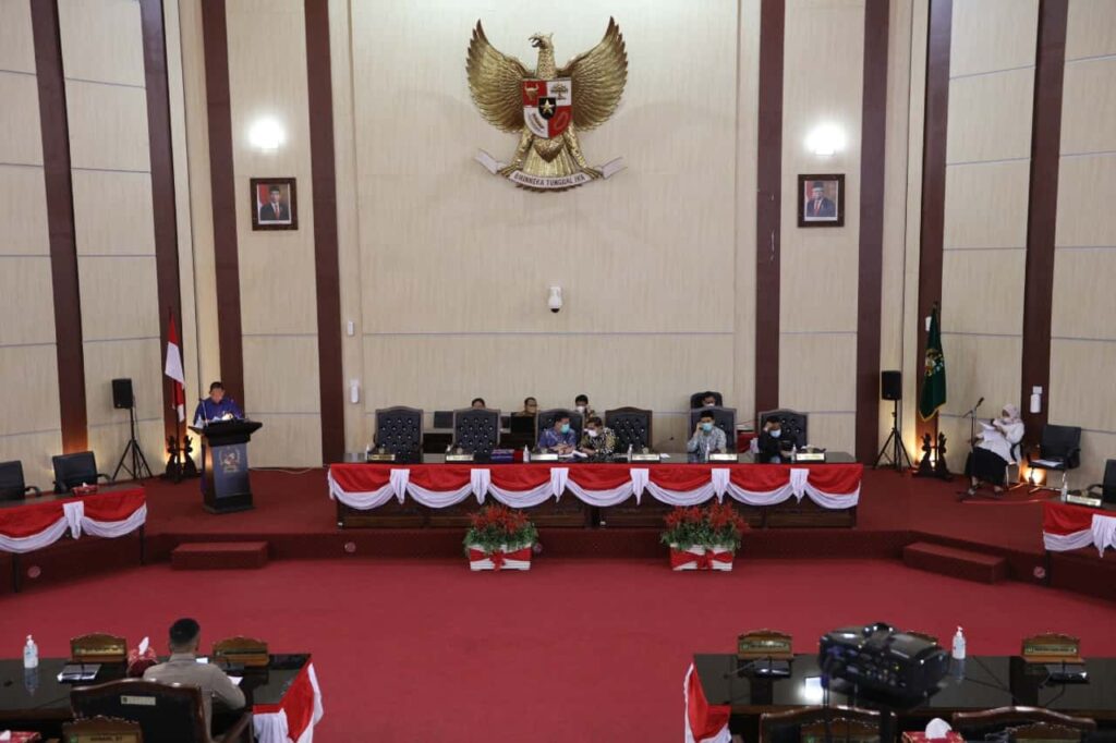 Laporan Pansus Terhadap LKPJ Akhir Tahun Anggaran 2021 Pada Rapat Paripurna DPRD Medan