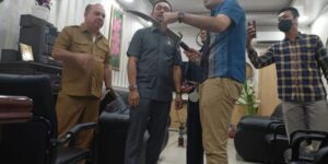Komisi 3 DPRD Medan Takjub Melihat Koleksi Antik Kadis Kebudayaan