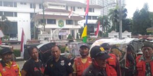 Puluhan Abang Betor Unjuk Rasa, Edward Hutabarat Ajak Duduk Bersama Cari Solusi