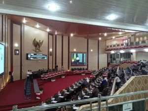 Jawaban Pengusul Atas Pandangan Fraksi-Fraksi DPRD Medan Terhadap Ranperda Usulan Inisiatif Diparipurnakan