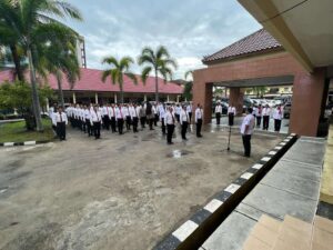 Dir Narkoba Polda Sumsel Berikan Penghargaan Ke Anggota Berprestasi