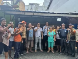 Renville Napitupulu Kunjungi dan Bantu Korban Kebakaran di Medan Petisah