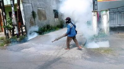 Sapa Lingkungan, Wali Kota Medan Realisasikan Permintaan Masyarakat Dilakukan Fogging