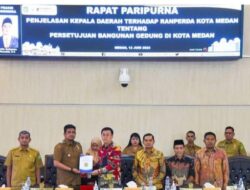 Saat Paripurna, Walikota Medan Paparkan Pentingnya Ranperda Bangunan Gedung