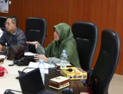 Wong Pimpin Rapat Pansus Tentang Disabilitas dan Lanjut Usia