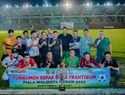 Perkuat Kolaborasi Melalui Turnamen Sepakbola Trantibum, Wali Kota Medan Cetak Gol