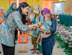 Dukung Penanganan Stunting, TPP PKK Kota Medan Bantu PMT 60 Anak Stunting di Belawan