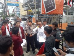 Polrestabes Medan Kawal Unjuk Rasa Massa Aksi IMM di Kantor Bawaslu Sumut