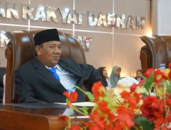Plt Bupati Langkat Ajak Semua Pihak Meningkatkan Kualitas Diri Menuju Indonesia Emas 2045 Saat Rapat Paripurna