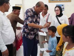 Plt Bupati Langkat Bersama FSKS Memberikan Santunan Kepada 50 Orang Anak Yatim