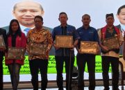 Wong Chun Sen Memperoleh Penghargaan Tokoh Penggerak Toleransi Medan