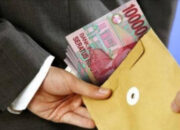 OTT ZH Terciduk Polisi Saat Diduga Terima Duit Dari Kades Saprik di Salah Satu Kafe di Firdaus Sergai