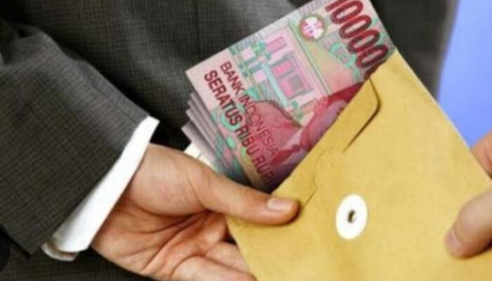 OTT ZH Terciduk Polisi Saat Diduga Terima Duit Dari Kades Saprik di Salah Satu Kafe di Firdaus Sergai