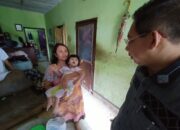 Peringati Hari Pahlawan, Anggota DPRD Medan Wong Chun Sen Kunjungi Bayi Penderita Stunting