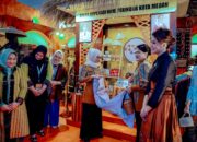 Stand Dekranasda Kota Medan Dikunjungi Ibu Negara dan Apresiasi Hasil Kerajinan Tangan Perajin Medan