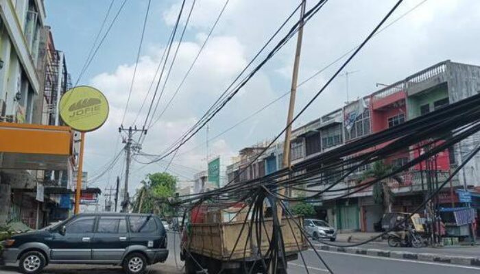 Reaksi Wakil Ketua Komisi IV DPRD Medan Tanggapi Kabel Semrawut