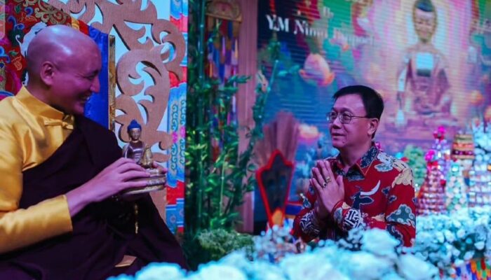 Ketua DPRD Medan Ajak Umat Buddha Pererat Kerukunan di Perayaan Waisak