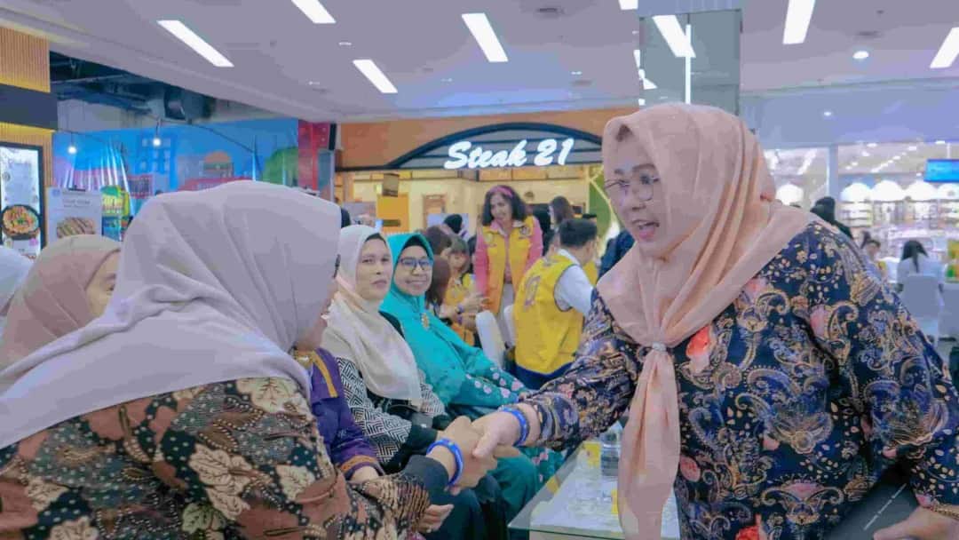Suasana Autism One Day Festival yang digelar pada Minggu (25/8) di Atrium Manhattan Square. (pelitaharian.id/ist).