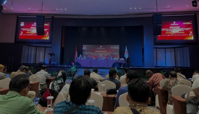 KPU Sumut Gelar Sosialisasi Pencalonan Pemilihan Serentak 2024 untuk Ratusan Wartawan di Medan