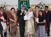 Usai Diberkati Pendeta, Pengantin Baru terima Dokumen Adminduk Lengkap