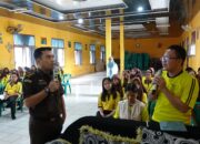 Jaksa Kejati Sumut Motivasi Siswa SMA N 1 Kutalimbaru Tanamkan Cinta Tanah Air, Jahui Narkoba dan Bijak Bermedia Sosial menjelang HUT Ke-79 Kemerdekaan RI