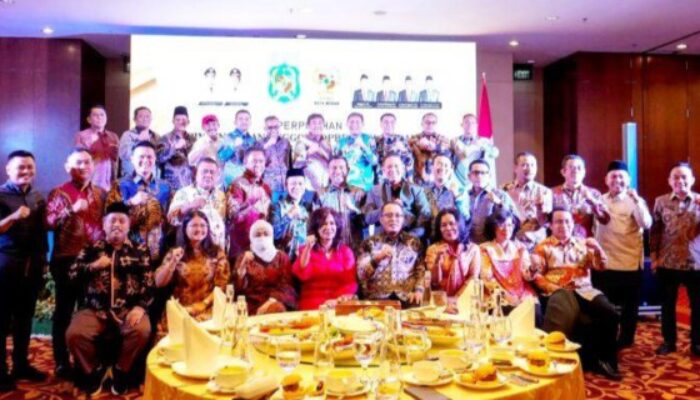 Wakil Wali Kota Medan Hadiri Perpisahan Pimpinan dan Anggota DPRD Medan 2019-2024