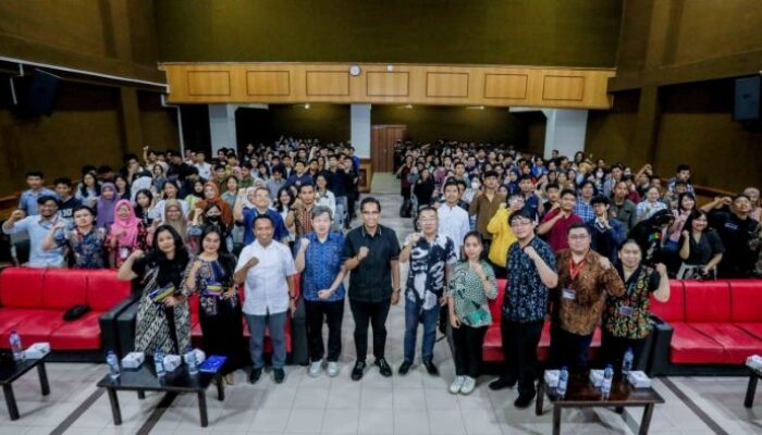 Rico Waas Dorong Mahasiswa Mikroskil Jadi Pionir Solusi UMKM di Era Digital, Siap Jawab Tantangan Masa Depan!