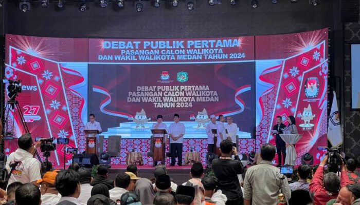 Rico Waas Soroti Solusi Digital untuk Pedagang Pasar Tradisional di Debat Publik Pilkada Medan