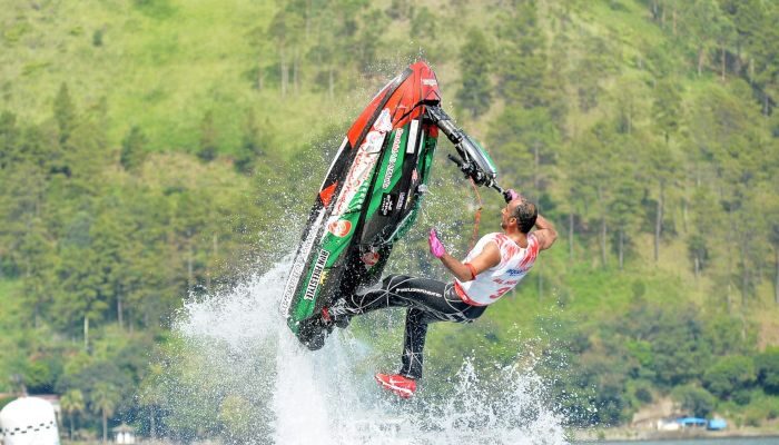 Lino Araujo Sabet Juara Aquabike Karo Cup 2024, Puji Keindahan Danau Toba yang “Spesial”