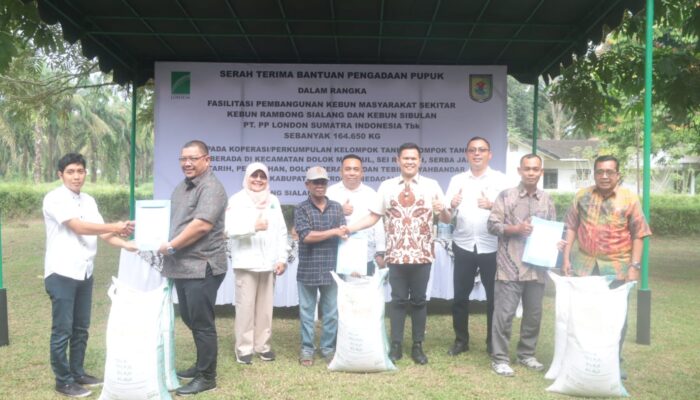 Bantuan 164.650 Kg Pupuk untuk 16 Kelompok Tani, Wabup Sergai: Terima Kasih PT Lonsum!