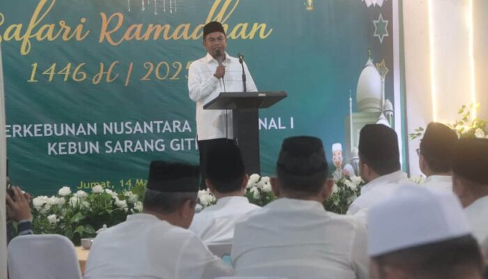 Bupati Sergai Kenang Masa Kecil di Kebun Sarang Giting Saat Safari Ramadan, Ada Momen Haru!