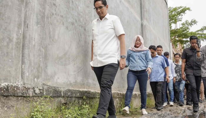 Rico Waas Realisasi Janji: Jalan Sepakat Gg Pertama Selesai Diperbaiki, Warga: Mimpi Kami Terwujud