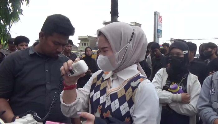 Tangis Mahasiswi Jadi Kado Pahit HUT Bhayangkara