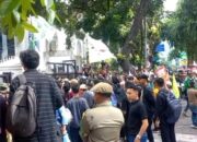 Aksi Mahasiswa dan Warga di DPRD Sumut Memanas, Tuntut Dialog Soal Sengketa Lahan