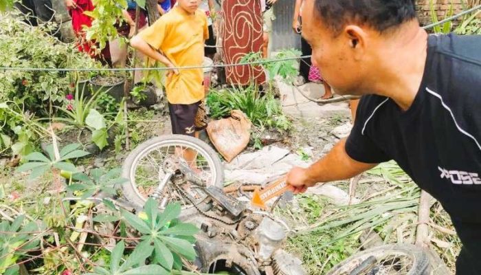 Wanita di Sergai Tewas Ditabrak Kereta Api, Motor Hancur di Perlintasan