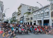 CFD Kota Tua Kesawan Semarak, Rico Waas Berbaur dengan Warga Nobar Piala Dunia