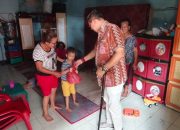 Peringati Bulan Bung Karno, Wong Chun Sen Salurkan Bantuan kepada Anak Penderita Stunting dan Hidrosefalus di Medan