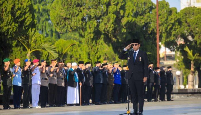 Rico Waas Pimpin Ziarah Makam Pahlawan Jelang HUT Medan ke-436, Ajak Generasi Muda Lanjutkan Perjuangan
