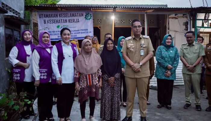 Rico Waas Cek Rehabilitasi RTLH di Medan, 111 Rumah Dikerjakan dan Data PKH Ikut Disorot